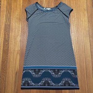 Max Studio Black and Teal Patterned Midi Dress